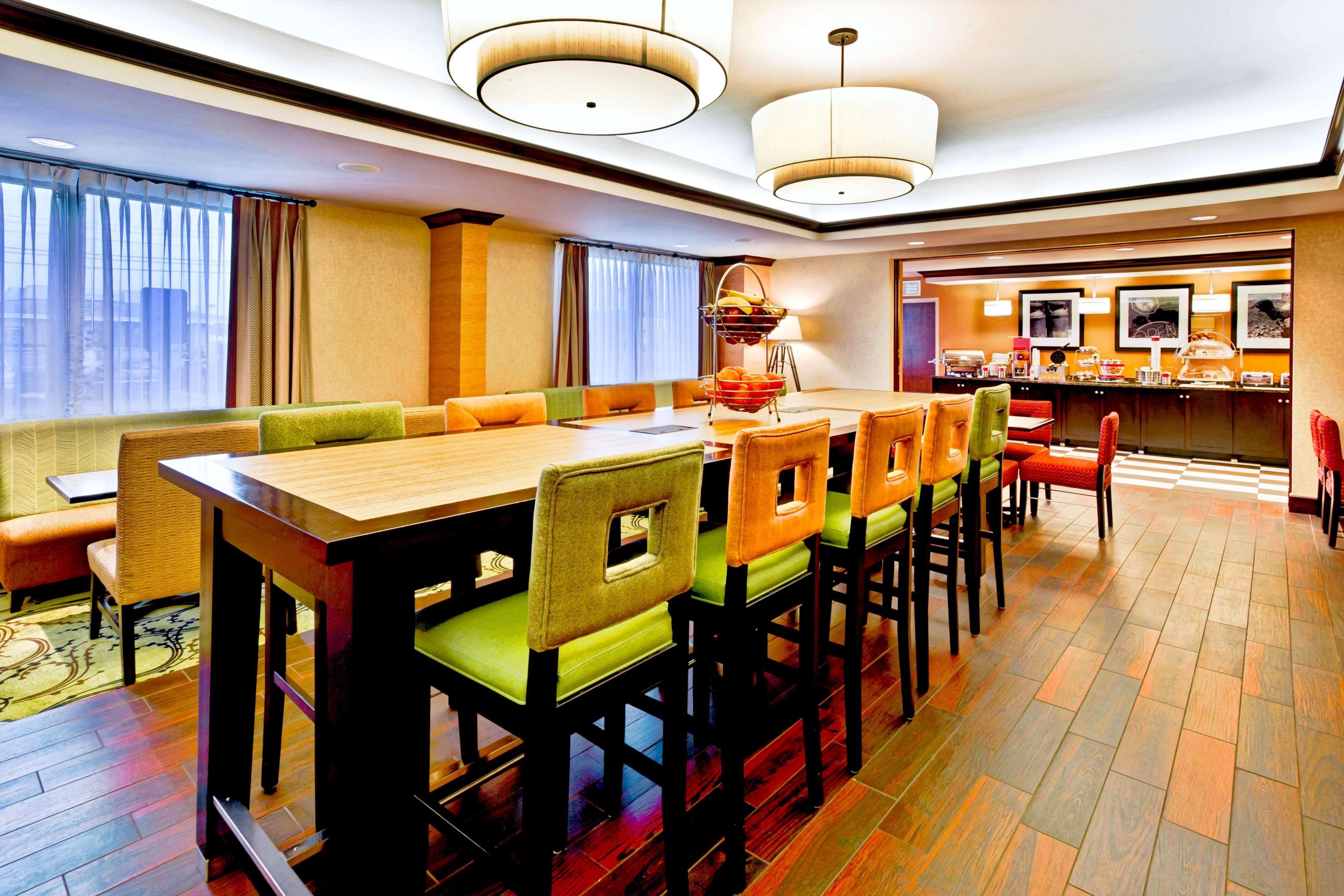 Hampton Inn Сиконк Экстерьер фото